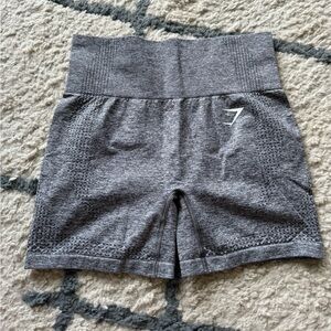 Gymshark Vital Seamless Shorts. Color Grey. Size Small